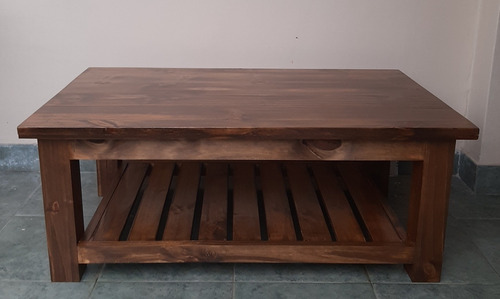 Mesa Ratona- 0.80 De Largo X 0.60 Ancho-pintada Y Barnizada.