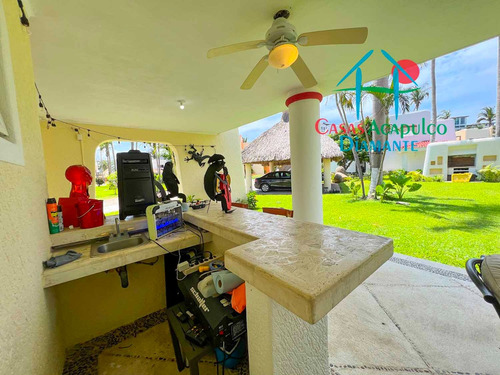 Cad Son Vida Barbados 3. Hermosa Casa Con Terraza Con Barra Bar Y Salida A La Alberca Del Clúster