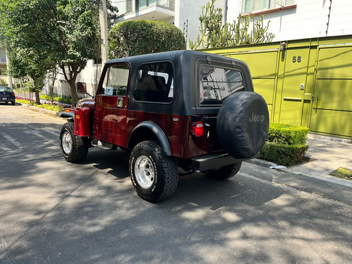 Jeep Cj-7