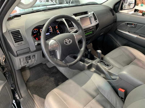 Toyota Hilux Cd 4x4 Srv 3.0 Tb