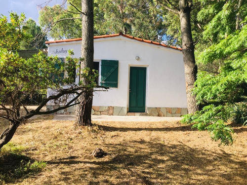 Cálida Casa Para 4 Personas A 4 Cuadras De La Playa.