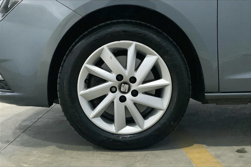Imagen 9 de 25 de Seat Ibiza Hatchback 5 Pts Reference, 16l, 110 Hp, Tm5, A/ac
