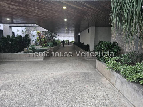 Apartamento Remodelado En Alquiler La Alameda De 154.05 Mtrs2 Pd