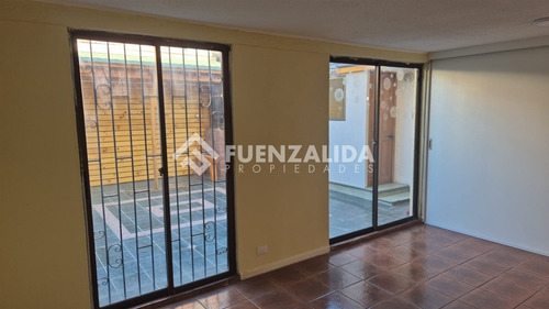 Casa En Arriendo De 4 Dorm. En Maipú