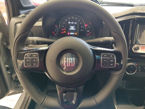 Imagen 13 de 17 de Fiat Strada Volcano 1.3 Firefly C.d