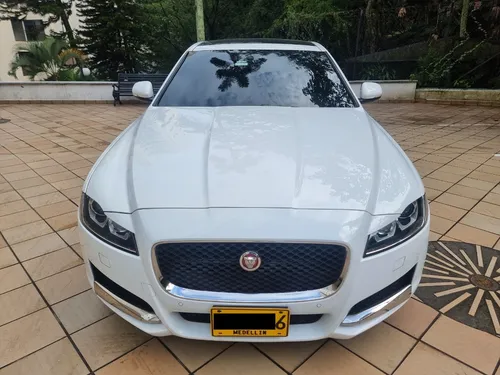 Jaguar XF 2.0 Prestige