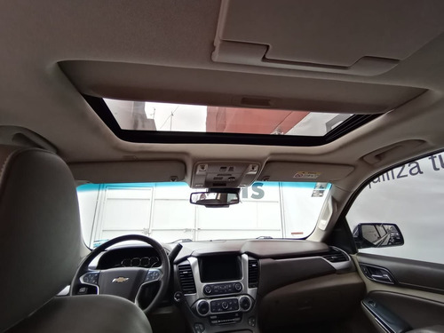 Imagen 13 de 15 de Chevrolet Suburban 2017 5.3 V8 Lt Piel At
