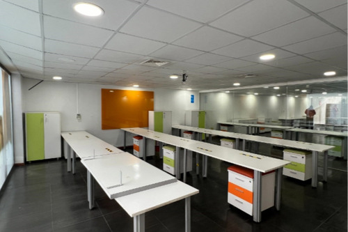 Local Comercial En Arriendo En Providencia 202,14 M2