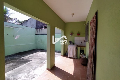 Imagem 4 de 14 de Casa Itanhaém 50 Metros Do Mar, 2 Suítes, 3 Vagas.