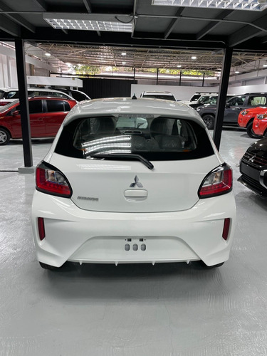 Imagen 8 de 9 de Mitsubishi Mirage 2023