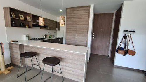 Imagen 5 de 24 de Apartamento En Arriendo Loma Del Escobero 622-17024