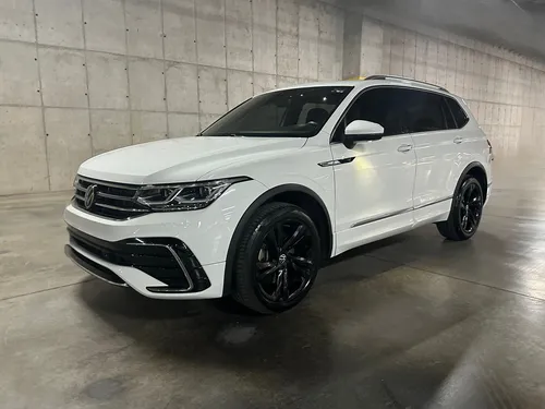 Volkswagen Tiguan 2.0 Tsi R-Line 10 Años Dsg7