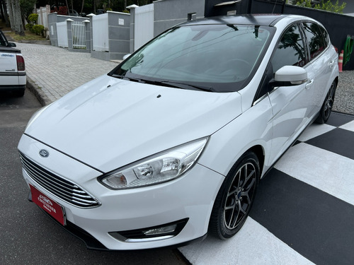 Ford Focus 2.0 Titanium Flex Powershift 4p