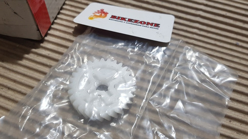 Imagen 3 de 3 de Engranaje Bomba Aceite Original Yamaha Rx 100