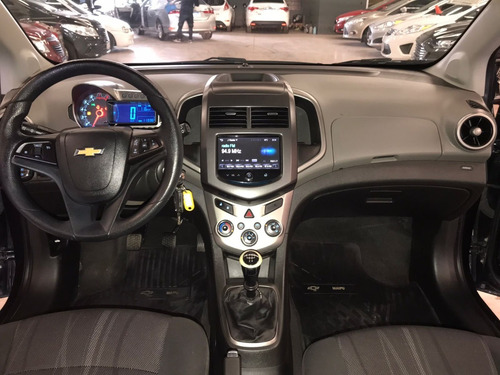 Imagen 6 de 8 de Chevrolet Sonic Lt 1.6 2013