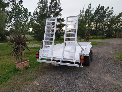 Vendo Carretón/trailer Muy Reforzado Y Práctico Para 4tn