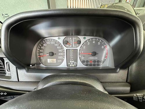 Mitsubishi Pajero TR4 2.0 4X4 16V 140CV FLEX 4P AUTOMÁTICO