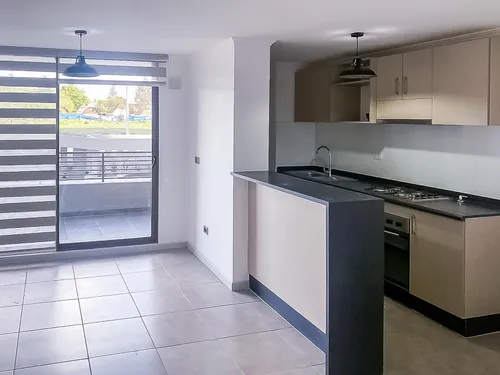 Arriendo De Departamento En Edificio Las Orquídeas, En La.