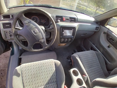 Imagen 2 de 6 de Honda Crv Camioneta