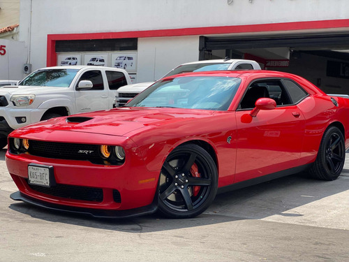 Imagen 1 de 15 de Dodge Challenger 2017 6.2 Srt Hellc At
