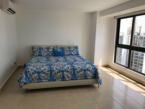 Imagen 8 de 14 de Venta De Apartamento Amoblado En Parque Del Mar 2