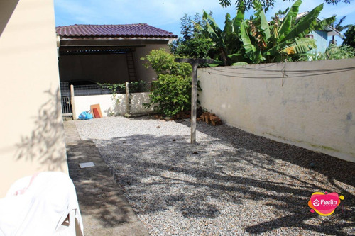 Imagem 8 de 30 de Casa Com 3 Dormitórios À Venda, 151 M² Por R$ 850.000,00 - Campeche - Florianópolis/sc - Sc - Ca0077_feelin