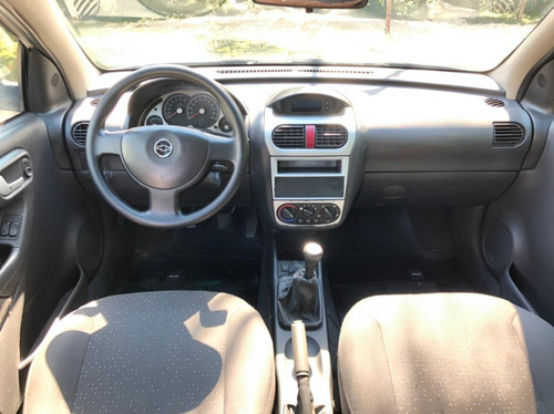 Imagem 9 de 10 de Chevrolet Corsa