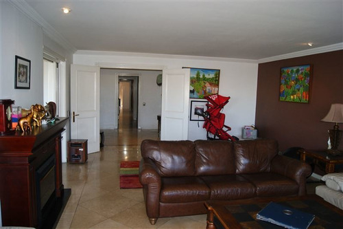 Imagen 8 de 30 de Departamento En Venta De 3 Dorm. En Vitacura