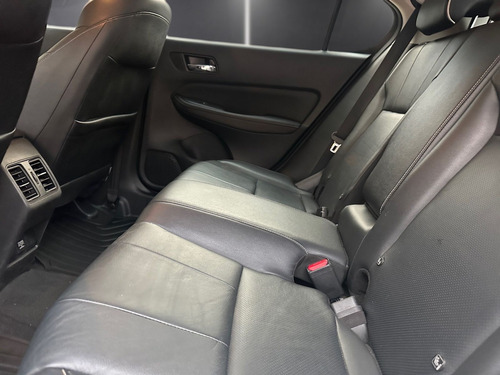 Honda City Hatchback Touring 1.5 Flex 16V Aut