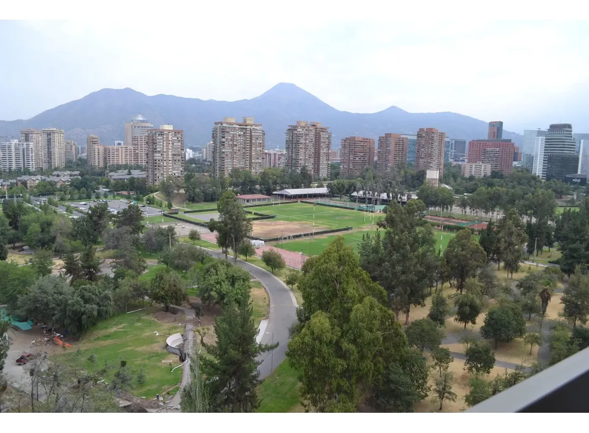 Imagen 1 de 14 de Arriendo Dpto. 1d + 2b + E / Los Militares / 70 M2