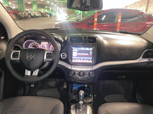 Dodge Journey 2.4 Sxt Fl