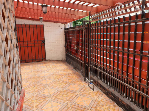 Vendo Casa Dos Pisos 3d 2b 2e 87m2 Const 91m2 Terr Excelente
