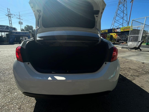 Imagen 12 de 16 de Toyota Corolla