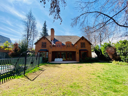 Impecable Casa En Santuario Del Valle