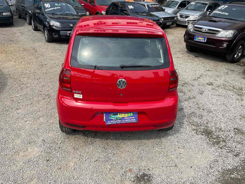 Imagem 8 de 11 de Volkswagen Fox 2013 1.0 Vht Total Flex 5p