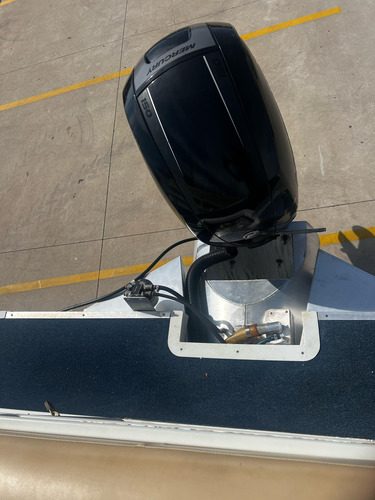 Vcat 750 Mercury 150 Hp