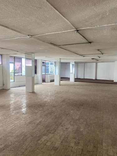 Edificio En Venta Con Uso De Suelo Comercial, A Solo Dos Cuadras Del Zócalo De Cuernavaca