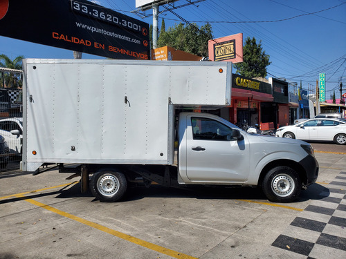 Nissan NP300 Chasis Cabina