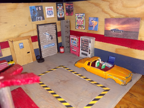 Diorama P/autos Hot Whells Esc: 1/64, Garage Con Accesorios (Usado)