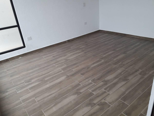 Imagen 10 de 12 de Casa Sola En Renta Vilanova Residencial