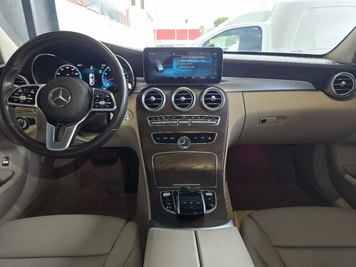 Mercedes-Benz C200 c200