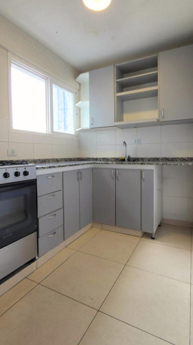 Departamento En Barrio Sur