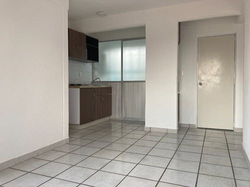 Departamento Cercano A Polanco, Av. Reforma, Av. Insurgentes, Santa Fé (col. Anáhuac). A 4 Cuadras Del Metro Colegio Militar.