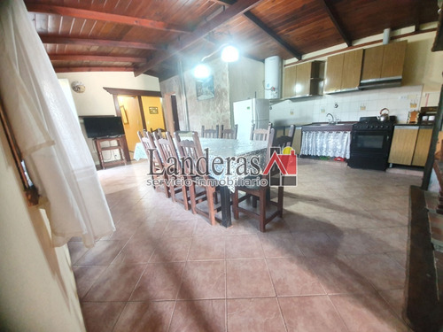 Imagen 11 de 30 de Casa 5 Amb. - Lote Propio De 10 X 40 - Todos Los Servicios Conectados!!