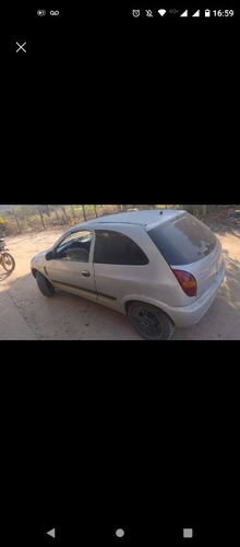 Imagem 3 de 6 de Chevrolet Celta 2002 1.0 3p