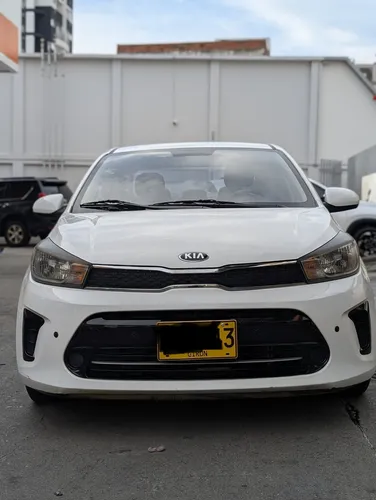 Kia Soluto Sedan Blanco 2020, Mecánico, Soat Y Tecnico Nuevo