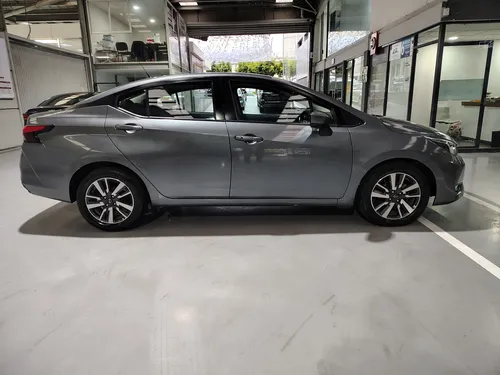 Nissan Versa 1.6 Advance Cvt