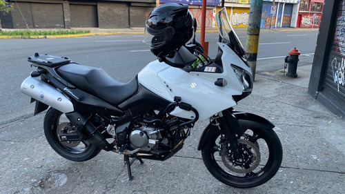 Vendo Vstrom Dl 650 Modelo: 2013 Soat: 09/01/2026 Tecnomeca