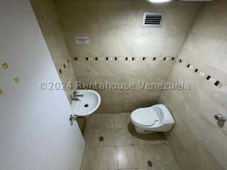 Ajr Local En Alquiler En Tzas Del Club H Mls # 24-16451 Yg