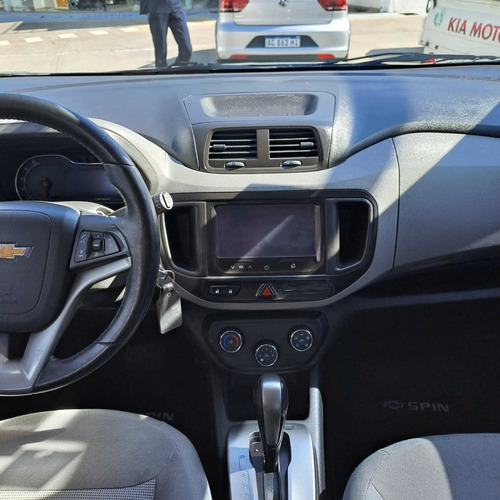 Imagen 16 de 19 de Chevrolet Spin 1.8 N 7p Ltz A/t 2016